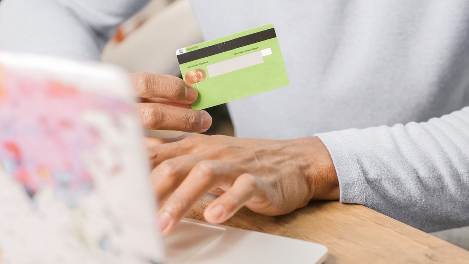 Asigurare auto online — ghid complet pentru cumpărarea corectă în 2026
