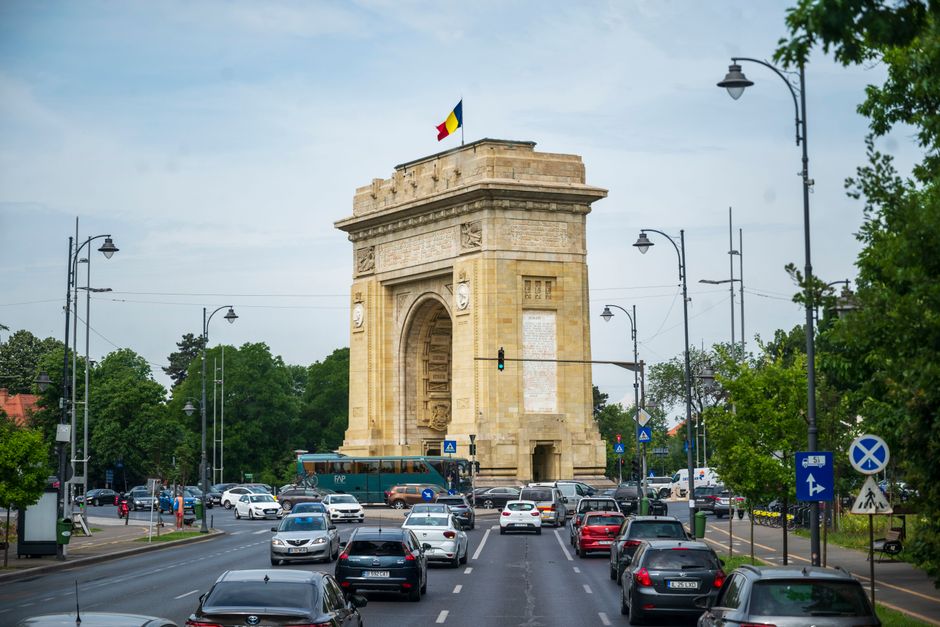 Asigurare auto ieftină — ce factori determină prima și cum compari corect